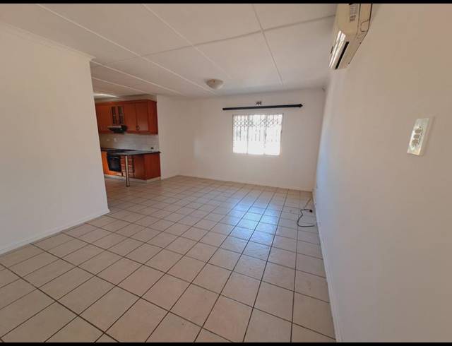 2 BEDROOM TOWNHOUSE FOR SALE IN BRINDHAVEN